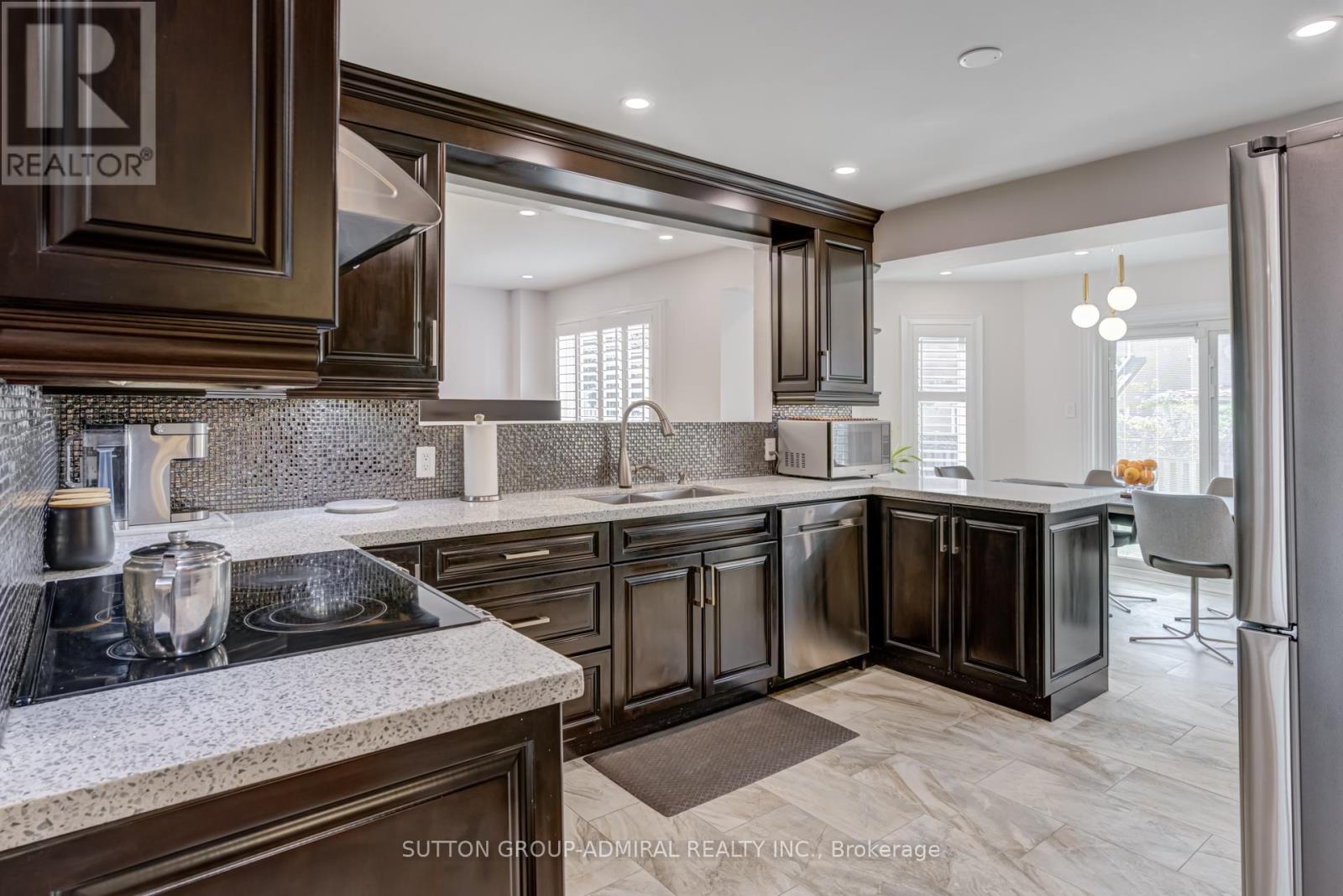 Photo 12 of 11139 Sheppard Avenue E, Toronto ON