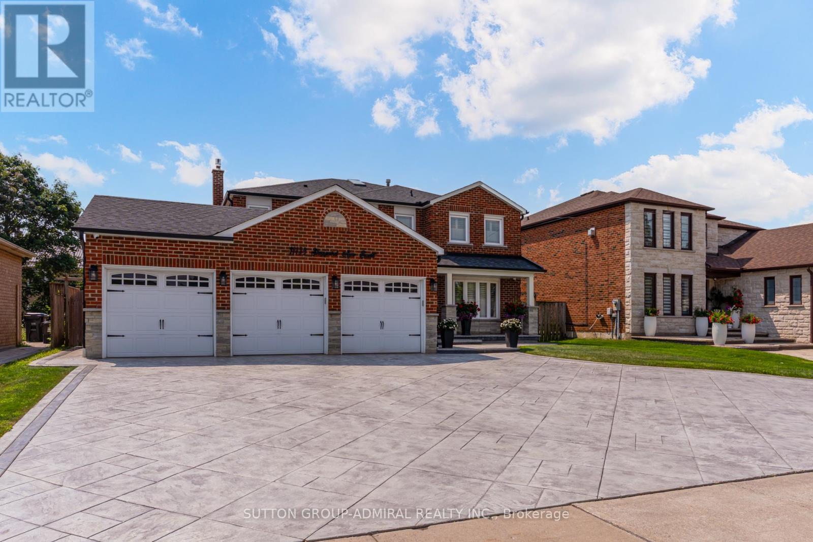Photo 2 of 11139 Sheppard Avenue E, Toronto ON