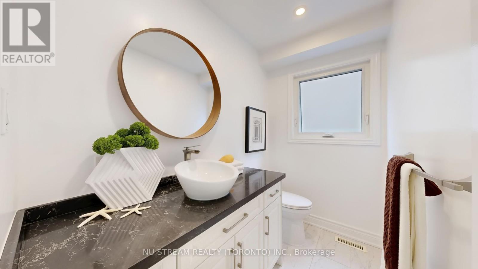 Photo 25 of 36 Marrakesh Drive, Toronto ON