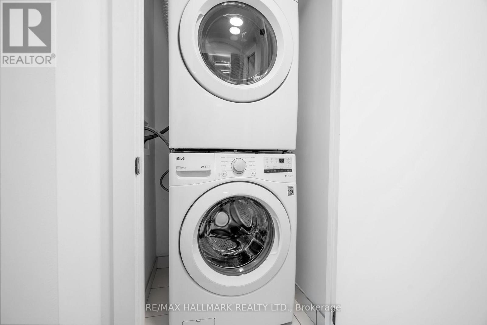 Photo 23 of 405 1285 Queen Street E, Toronto ON