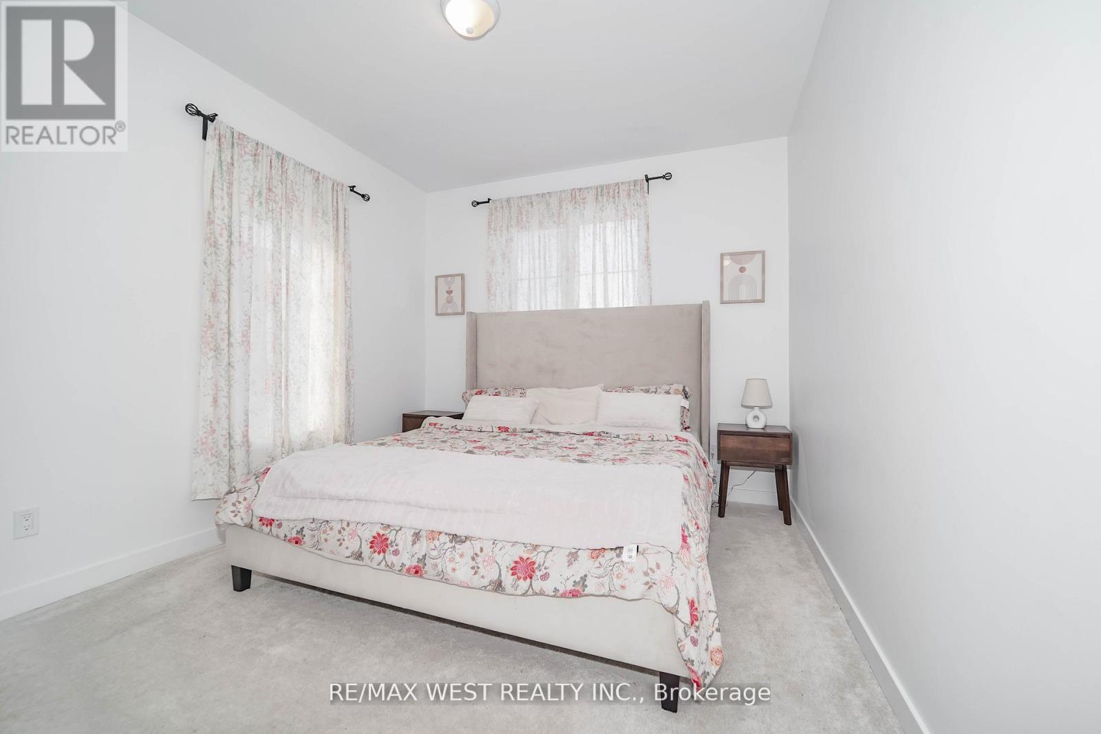Photo 6 of 1001 1655 Palmers Sawmill Road, Pickering ON