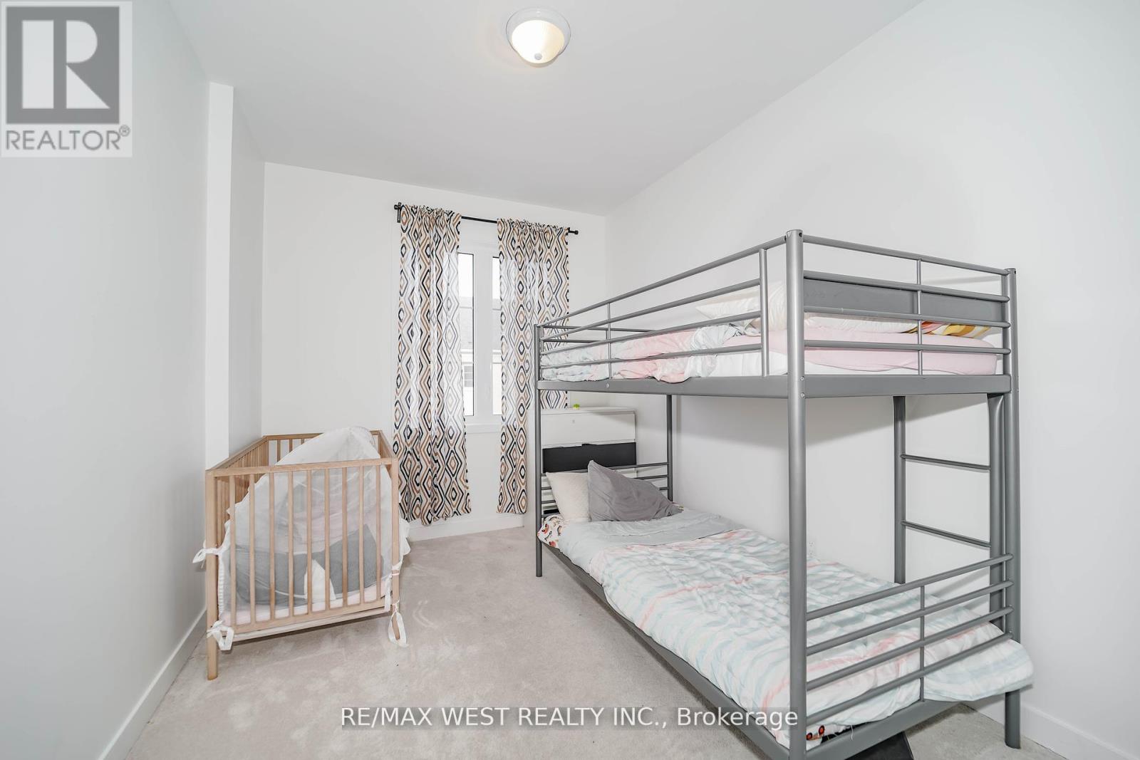 Photo 9 of 1001 1655 Palmers Sawmill Road, Pickering ON