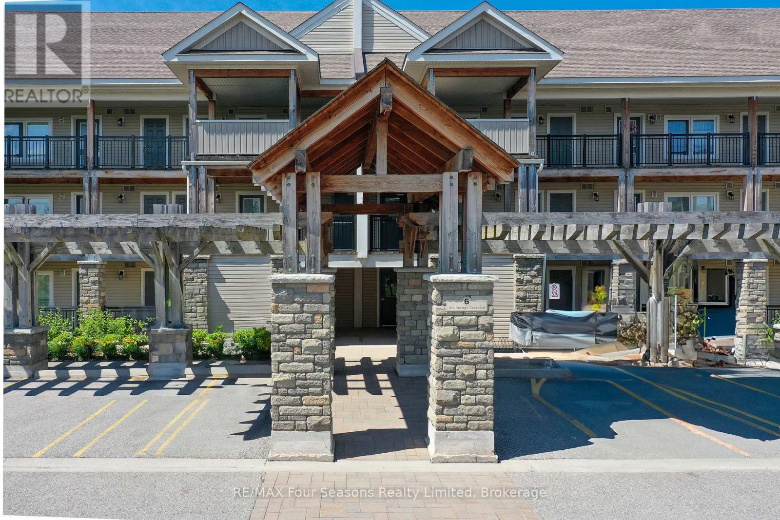 Photo 29 of 203 6 Anchorage Crescent, Collingwood ON