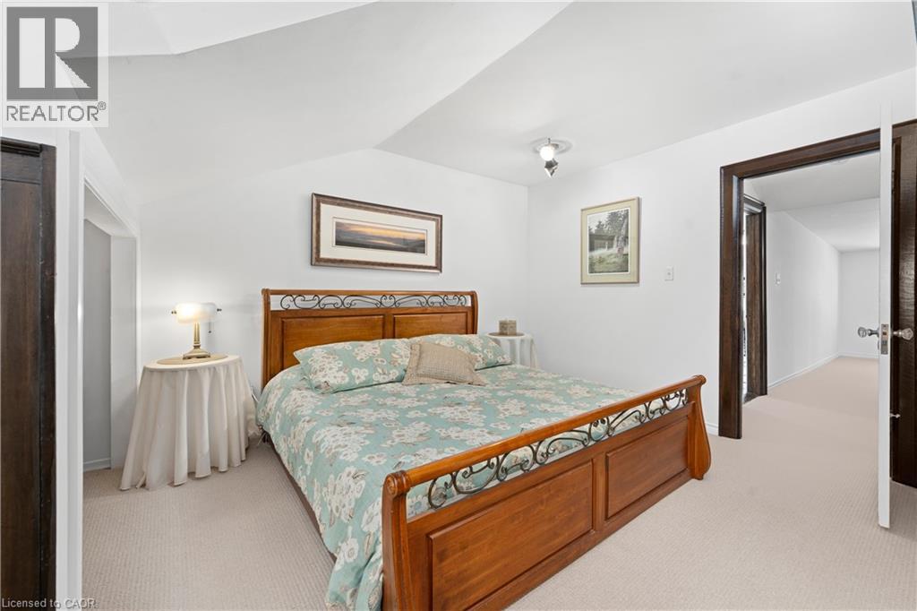 Photo 14 of 46 Newton Avenue, Hamilton ON