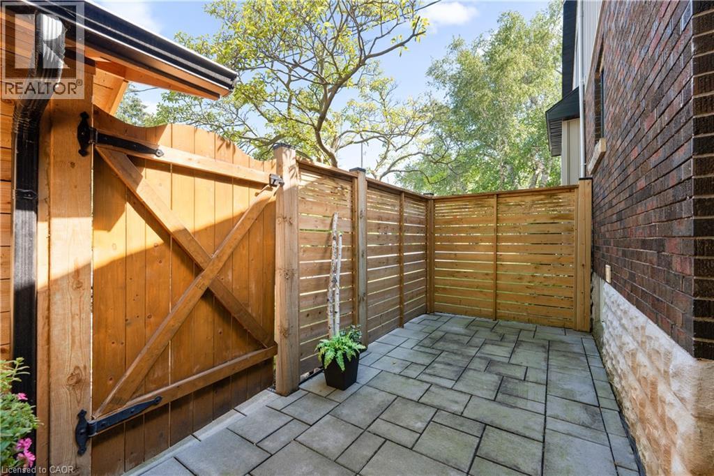 Photo 40 of 46 Newton Avenue, Hamilton ON