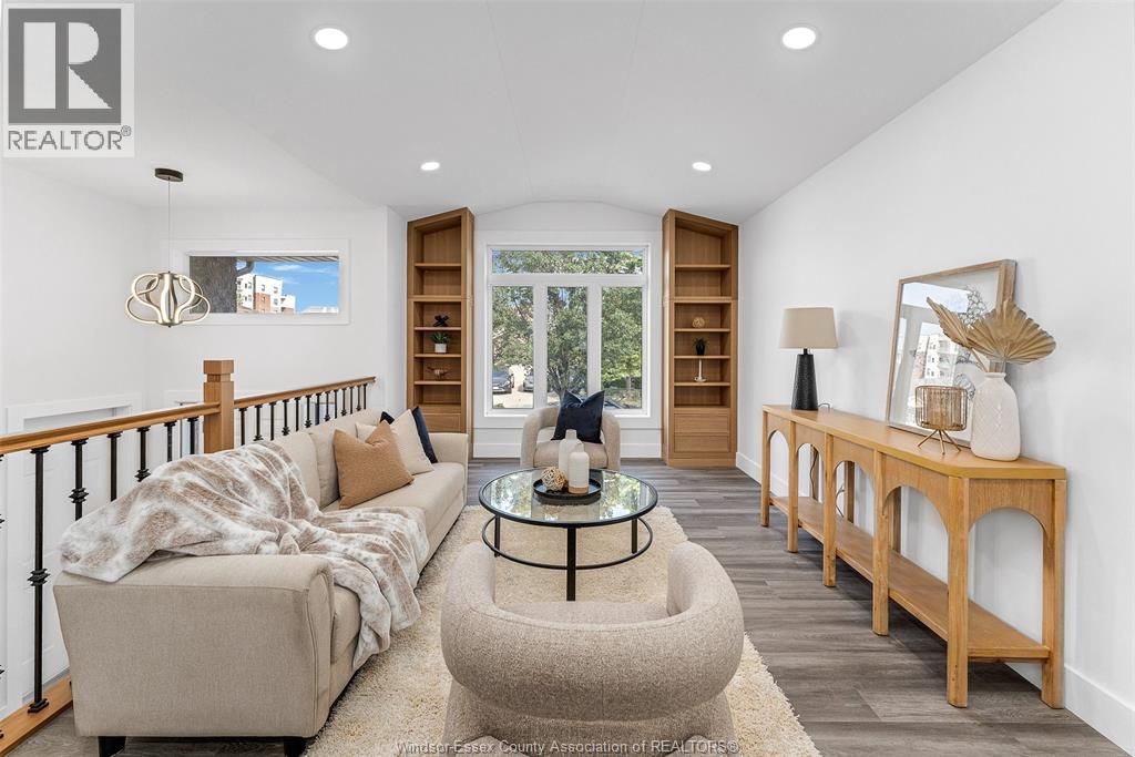 Photo 4 of 4881 Juliet Crescent, Windsor ON