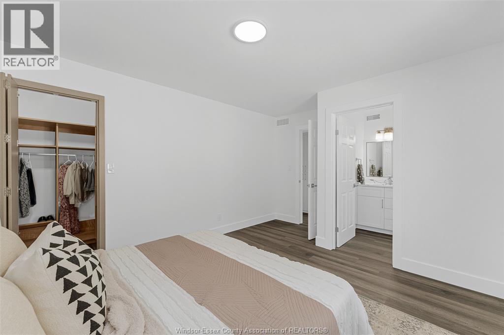 Photo 14 of 4881 Juliet Crescent, Windsor ON