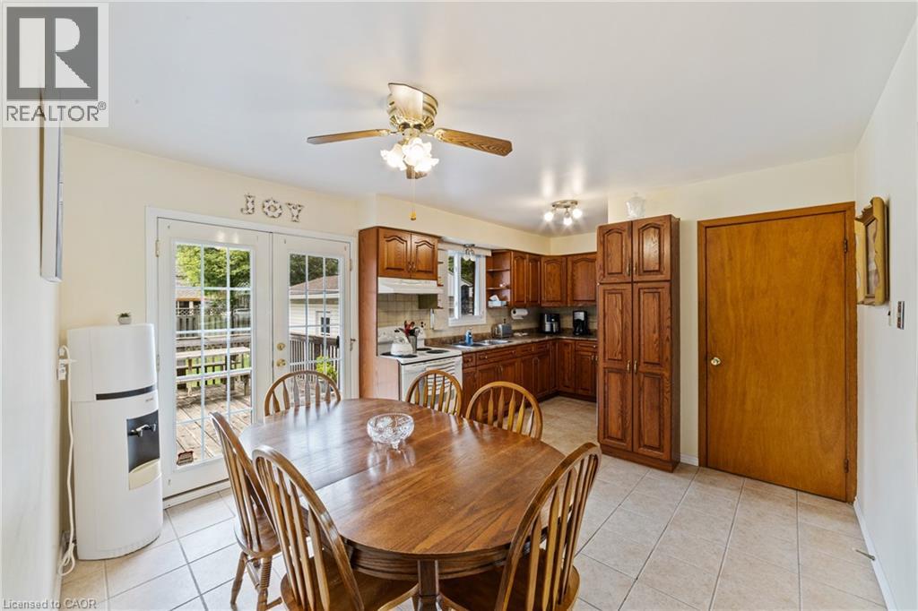 Photo 8 of 46 Bluebird Avenue, Hamilton ON