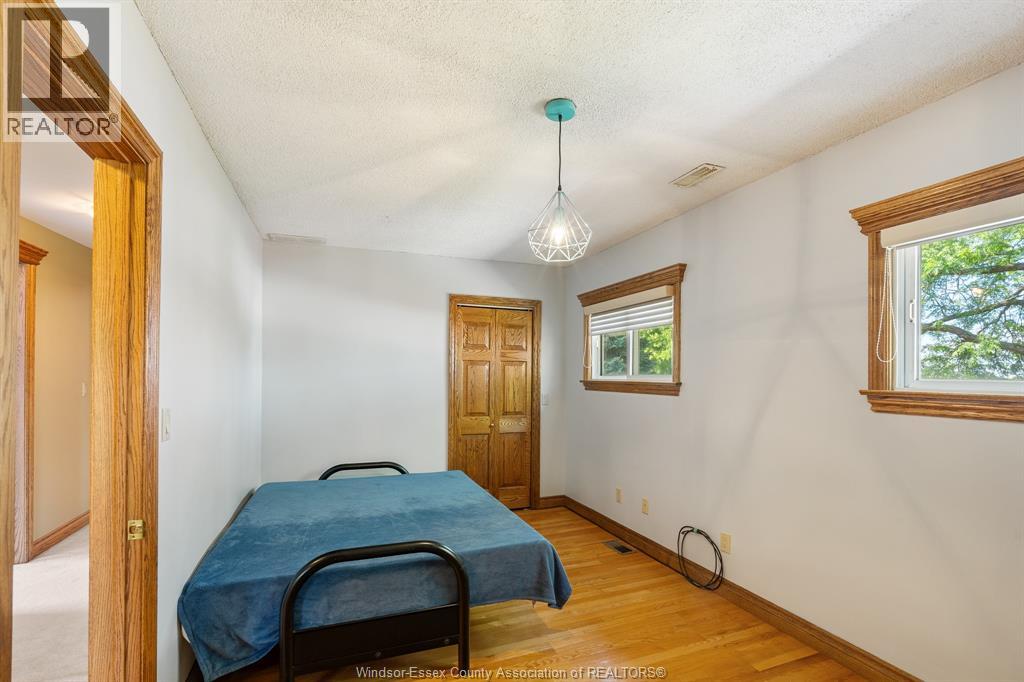 Photo 31 of 589 Front Street North, Amherstburg ON