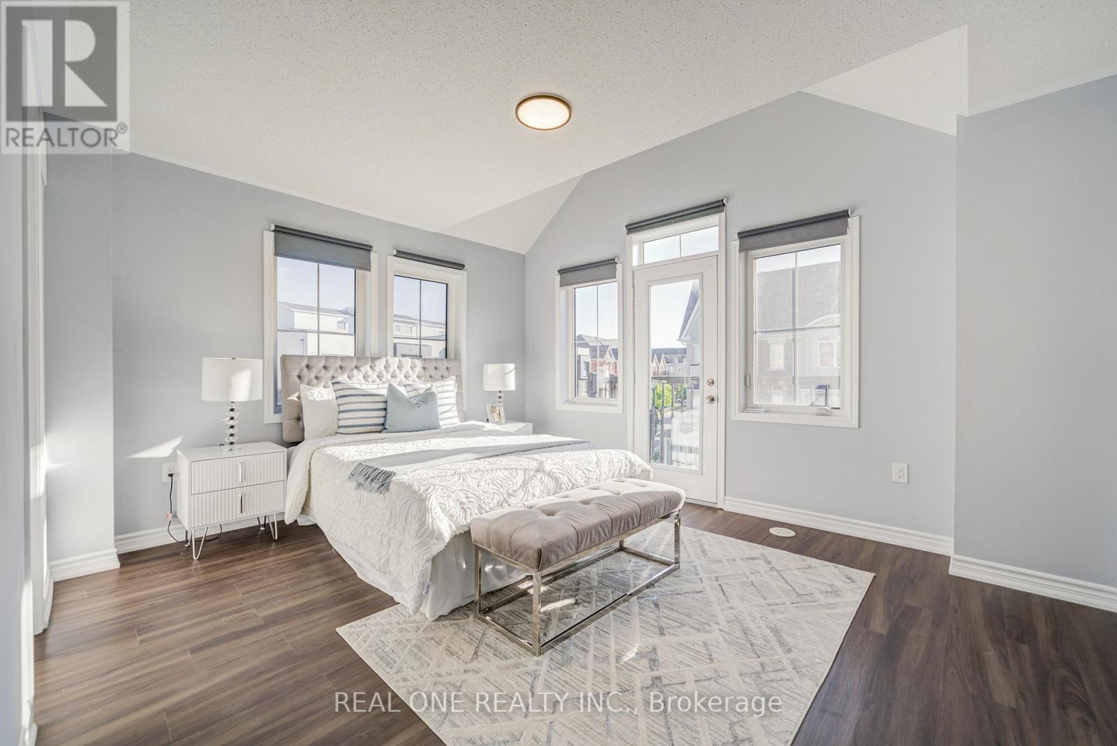 Photo 37 of 18 Thomas Swanson Street, Markham ON