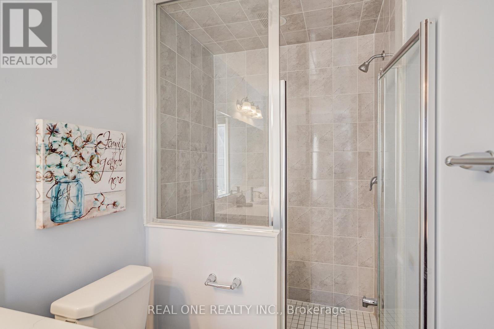 Photo 42 of 18 Thomas Swanson Street, Markham ON