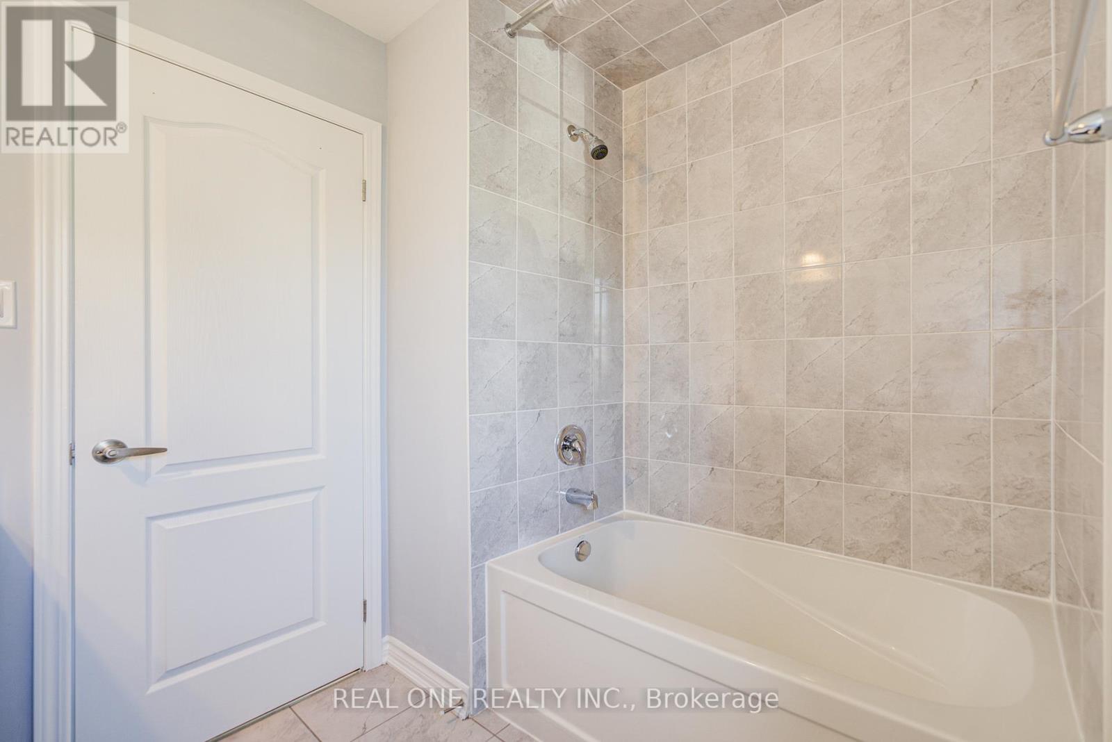 Photo 44 of 18 Thomas Swanson Street, Markham ON