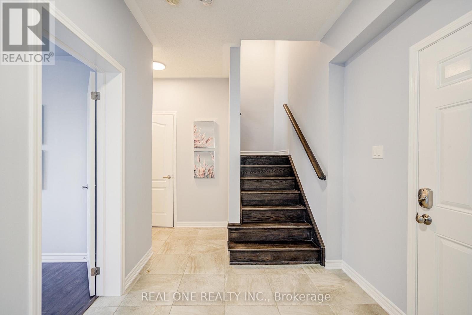 Photo 7 of 18 Thomas Swanson Street, Markham ON
