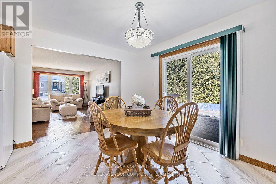 Photo 18 of 69 Wood Crescent, Bradford West Gwillimbury ON