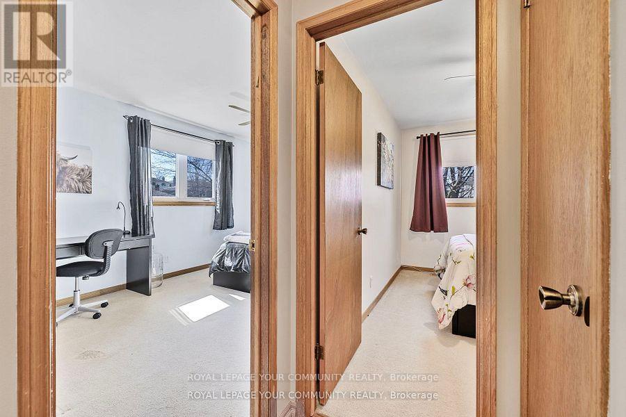 Photo 26 of 69 Wood Crescent, Bradford West Gwillimbury ON