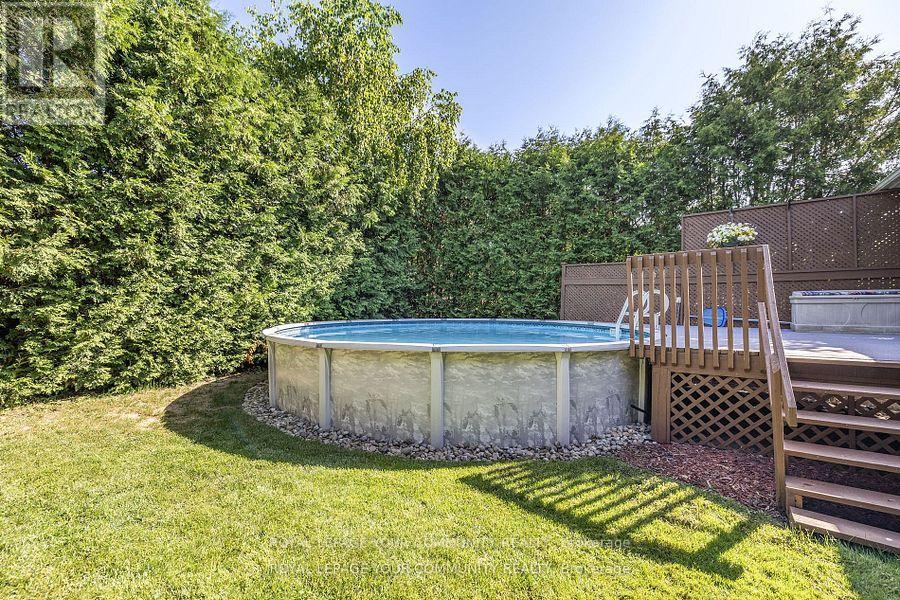 Photo 44 of 69 Wood Crescent, Bradford West Gwillimbury ON