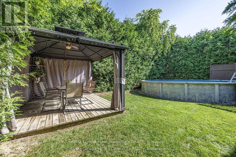 Photo 48 of 69 Wood Crescent, Bradford West Gwillimbury ON