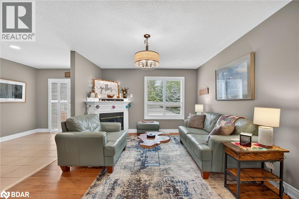 Photo 18 of 11 Northwood Drive, Wasaga Beach ON