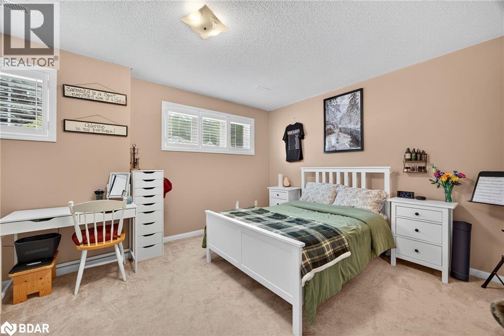 Photo 33 of 11 Northwood Drive, Wasaga Beach ON