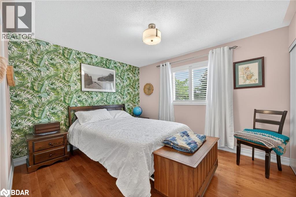 Photo 23 of 11 Northwood Drive, Wasaga Beach ON