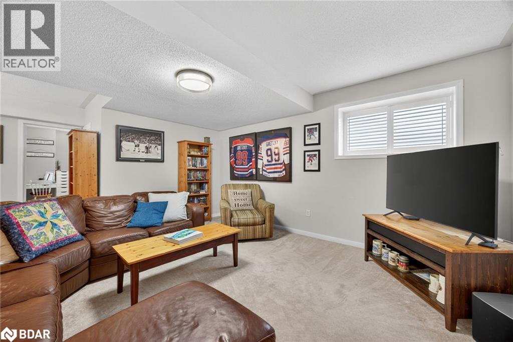 Photo 27 of 11 Northwood Drive, Wasaga Beach ON