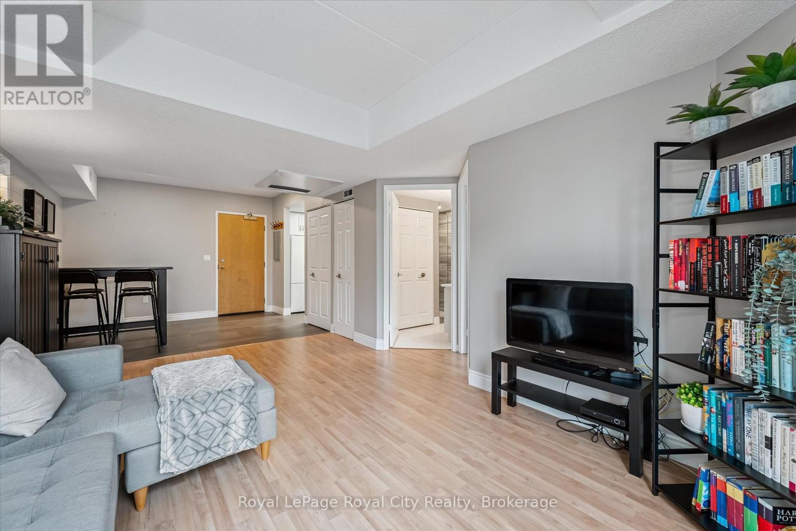 Photo 5 of 403 105 Bagot Street, Guelph ON
