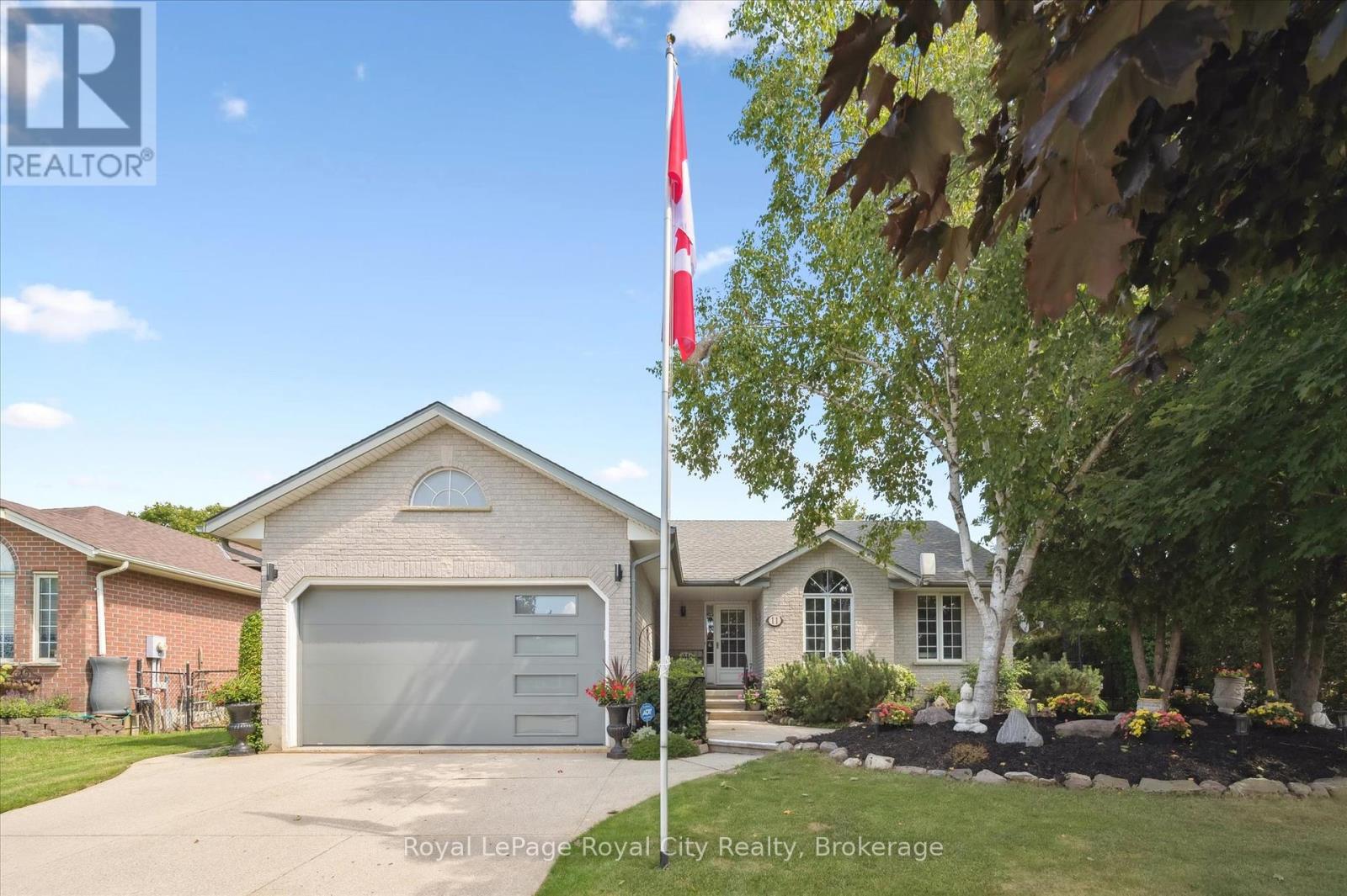 Photo 1 of 11 Keating Drive, Centre Wellington ON