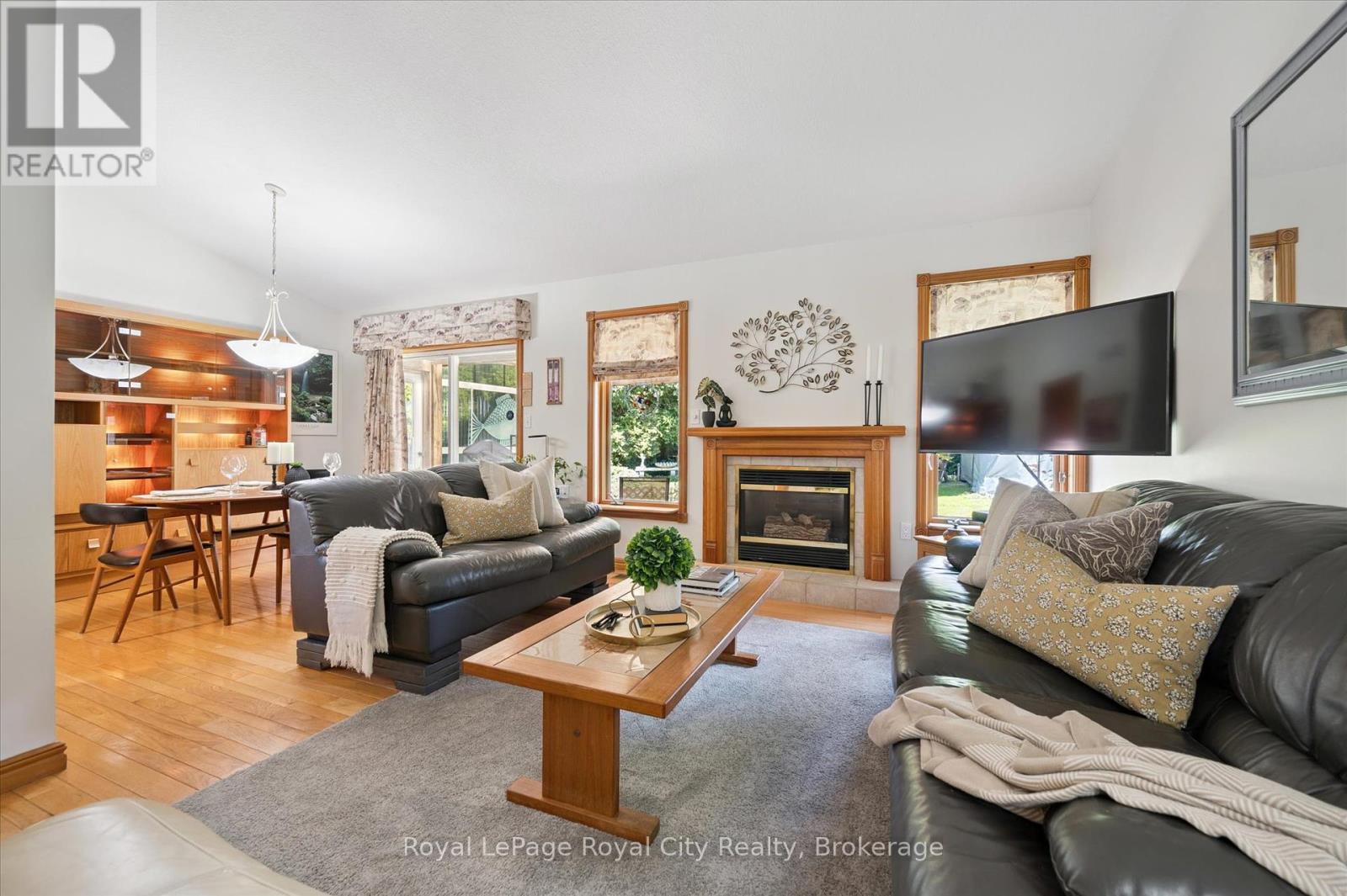 Photo 13 of 11 Keating Drive, Centre Wellington ON