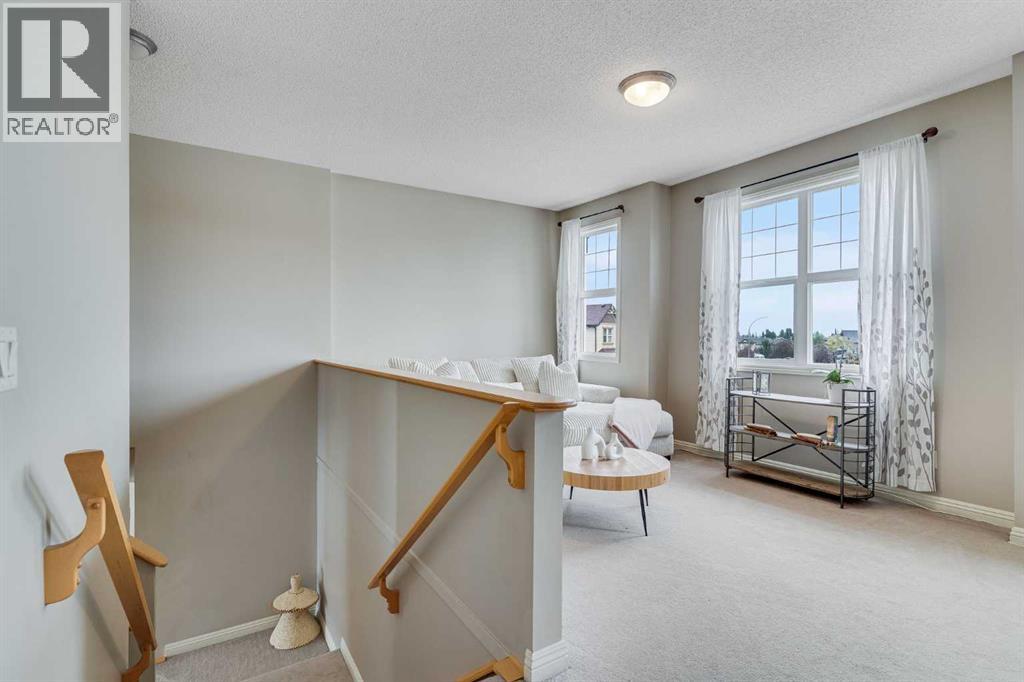 Single Family House for Sale in  Covehaven Terrace NE Coventry Hills Calgary 