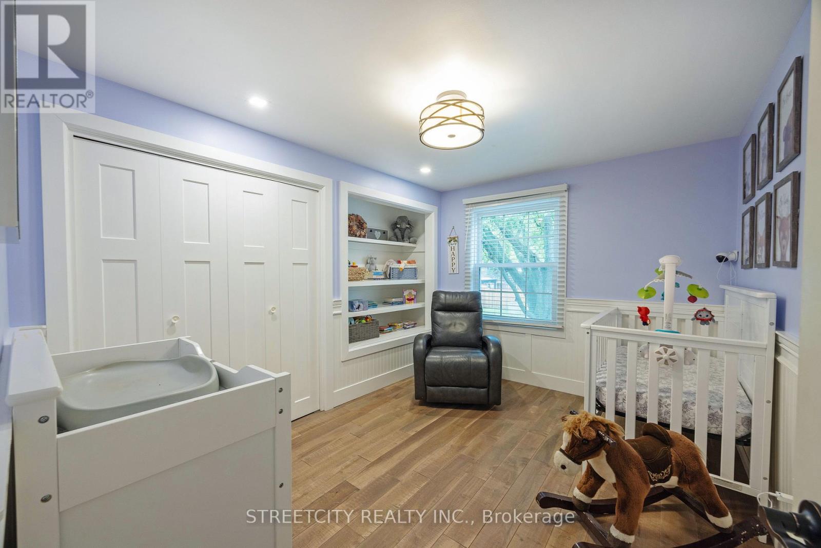 Photo 16 of 747 Westbury Crescent, London South ON