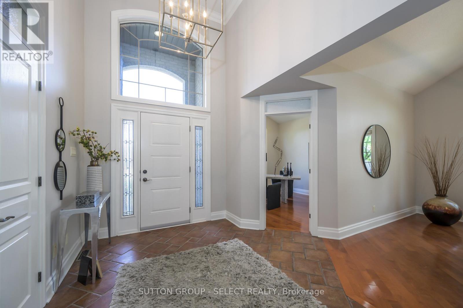 Photo 4 of 1186 Aintree Road, London North ON