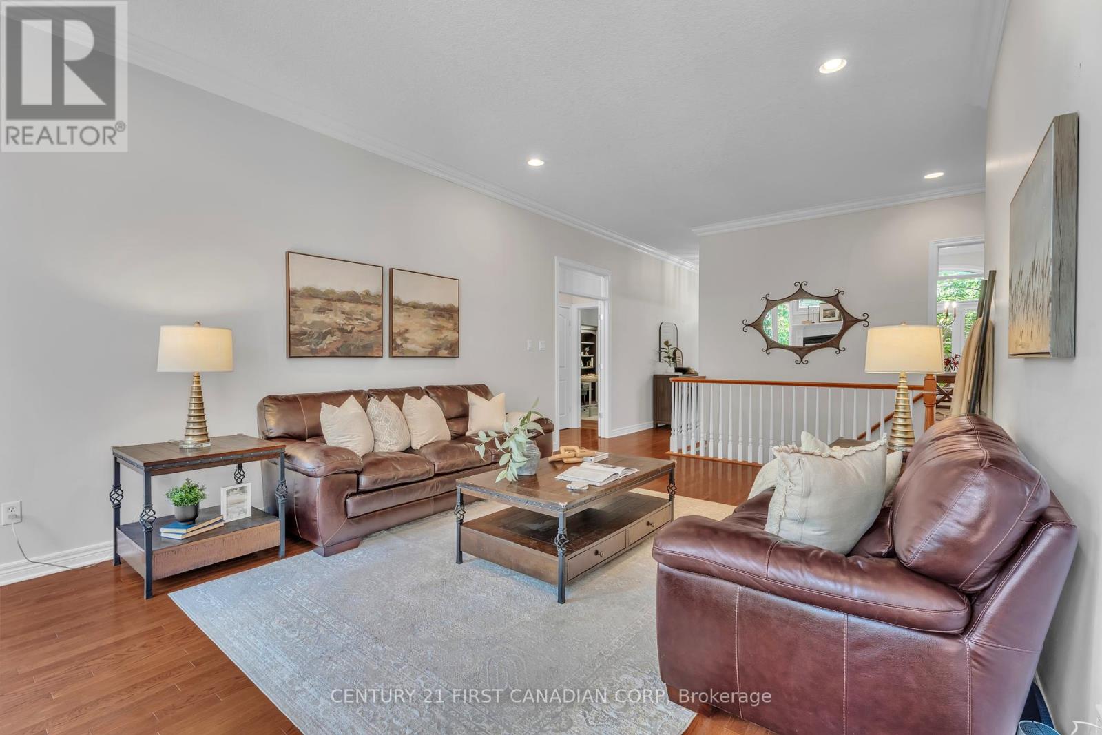 Photo 12 of 129 Chambers Avenue, London North ON