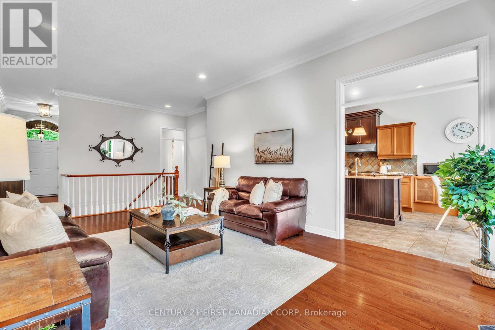 Photo 14 of 129 Chambers Avenue, London North ON