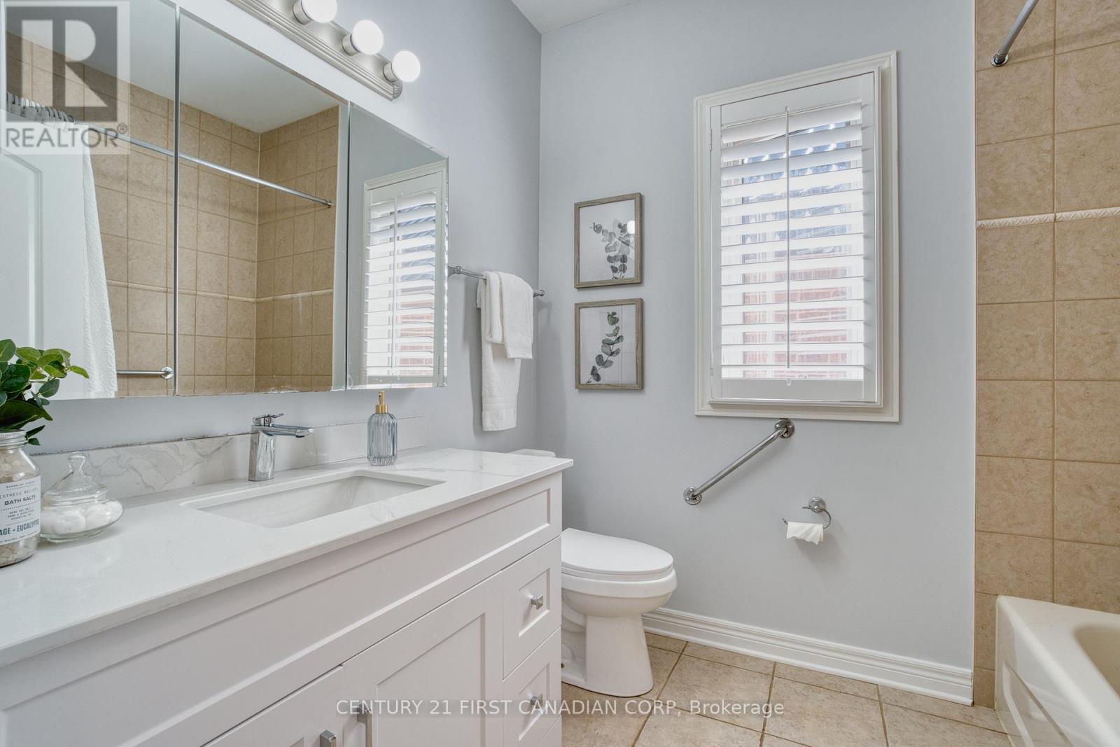 Photo 19 of 129 Chambers Avenue, London North ON