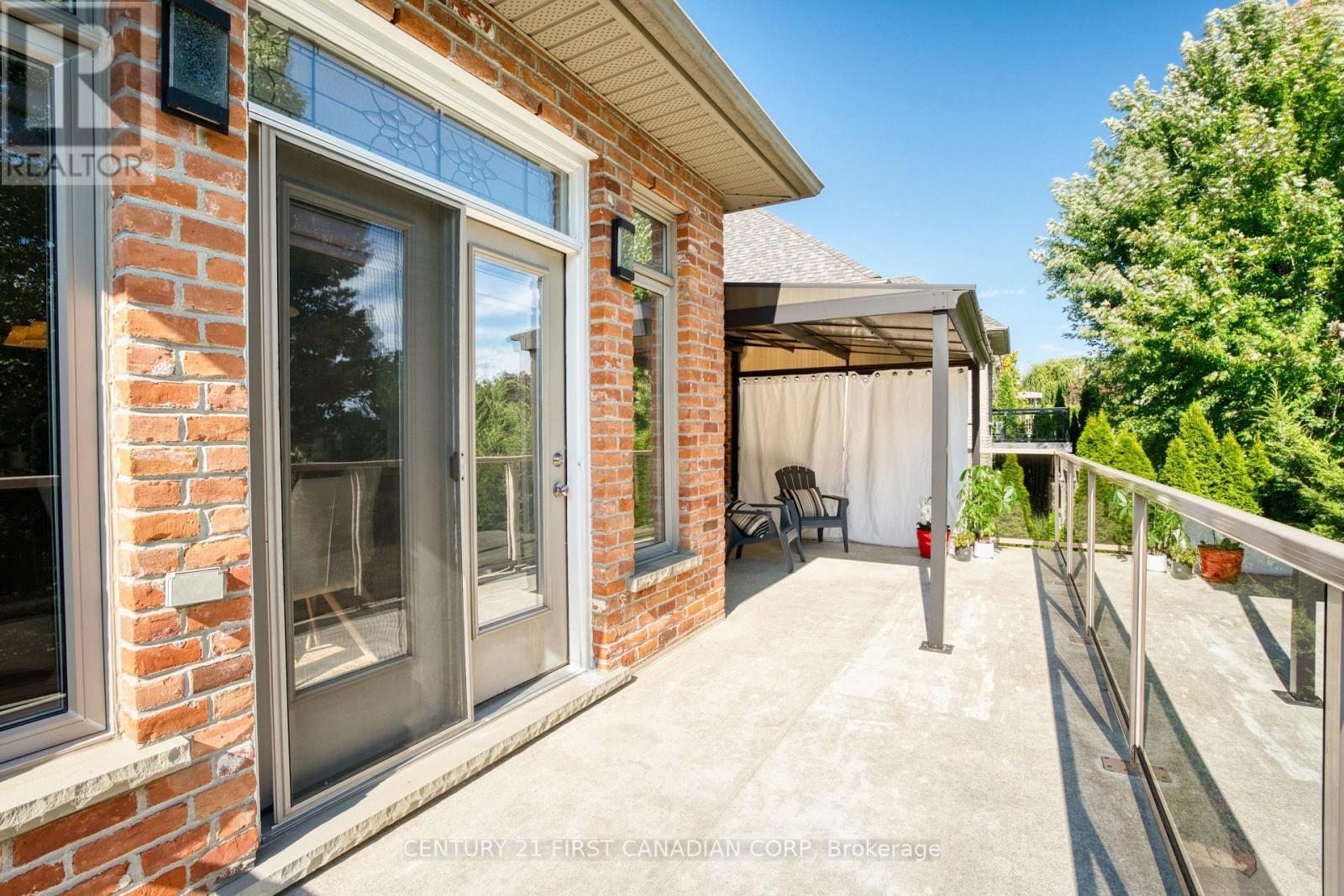 Photo 27 of 129 Chambers Avenue, London North ON