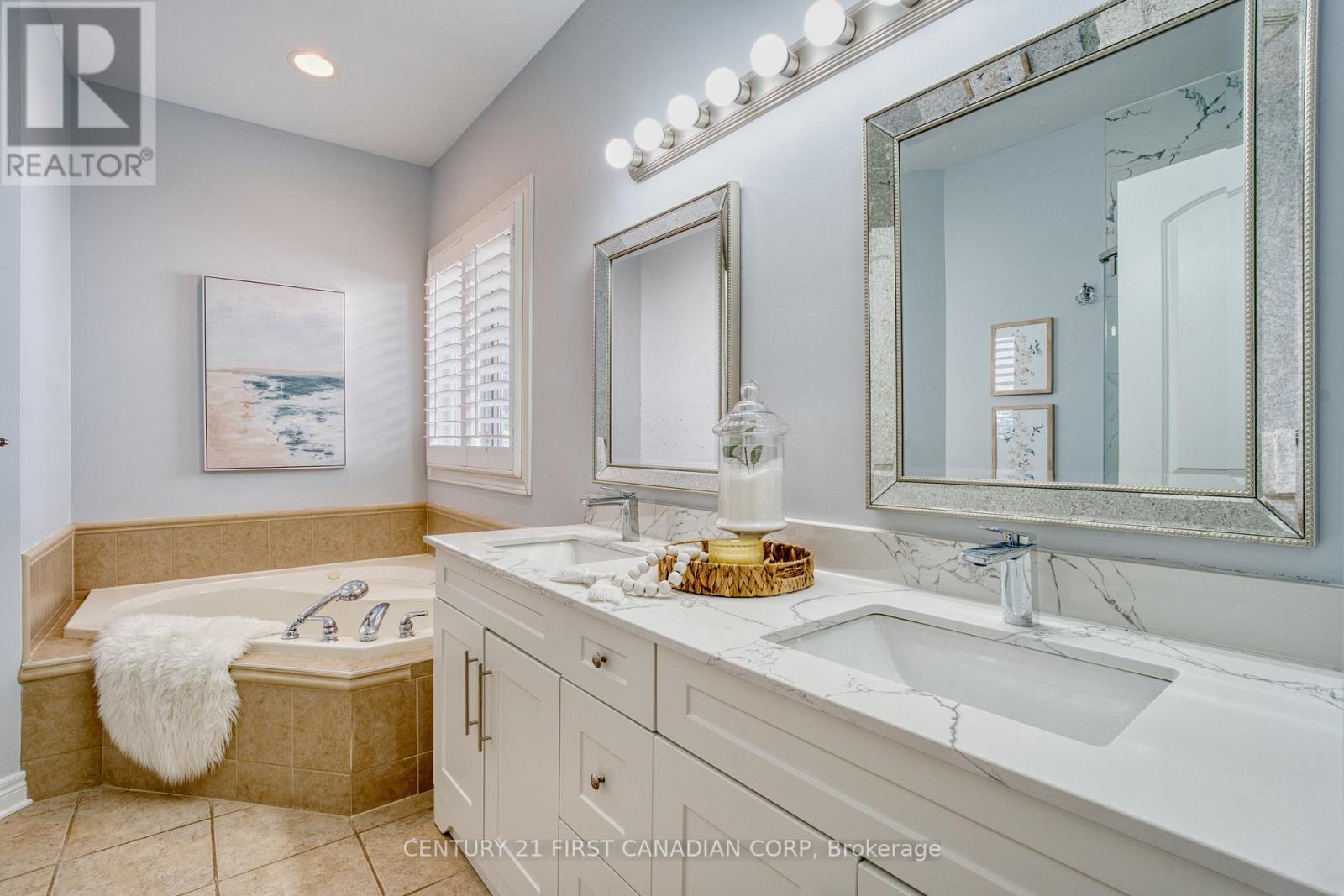Photo 33 of 129 Chambers Avenue, London North ON