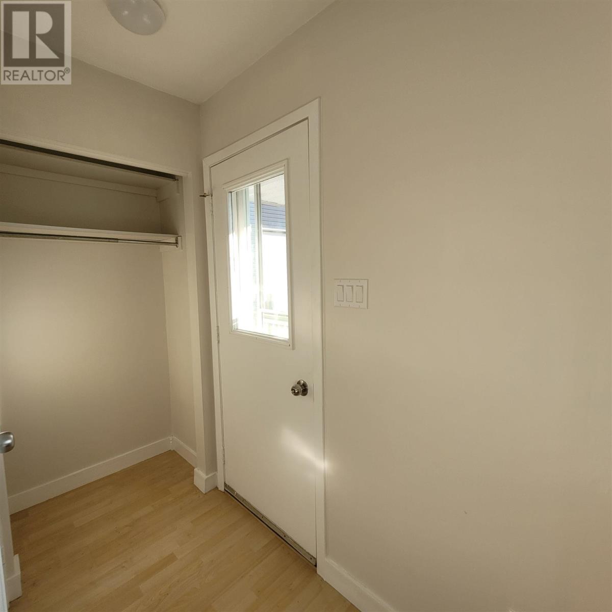 Photo 42 of 39 Poplar Ave, Marathon ON