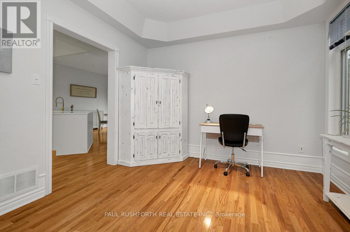 Photo 12 of 65 Polo Lane, Ottawa ON