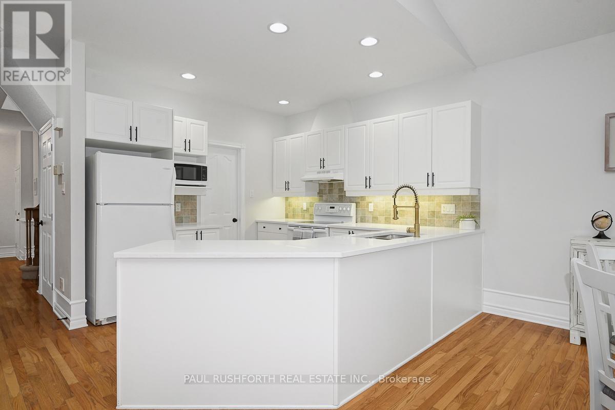 Photo 15 of 65 Polo Lane, Ottawa ON