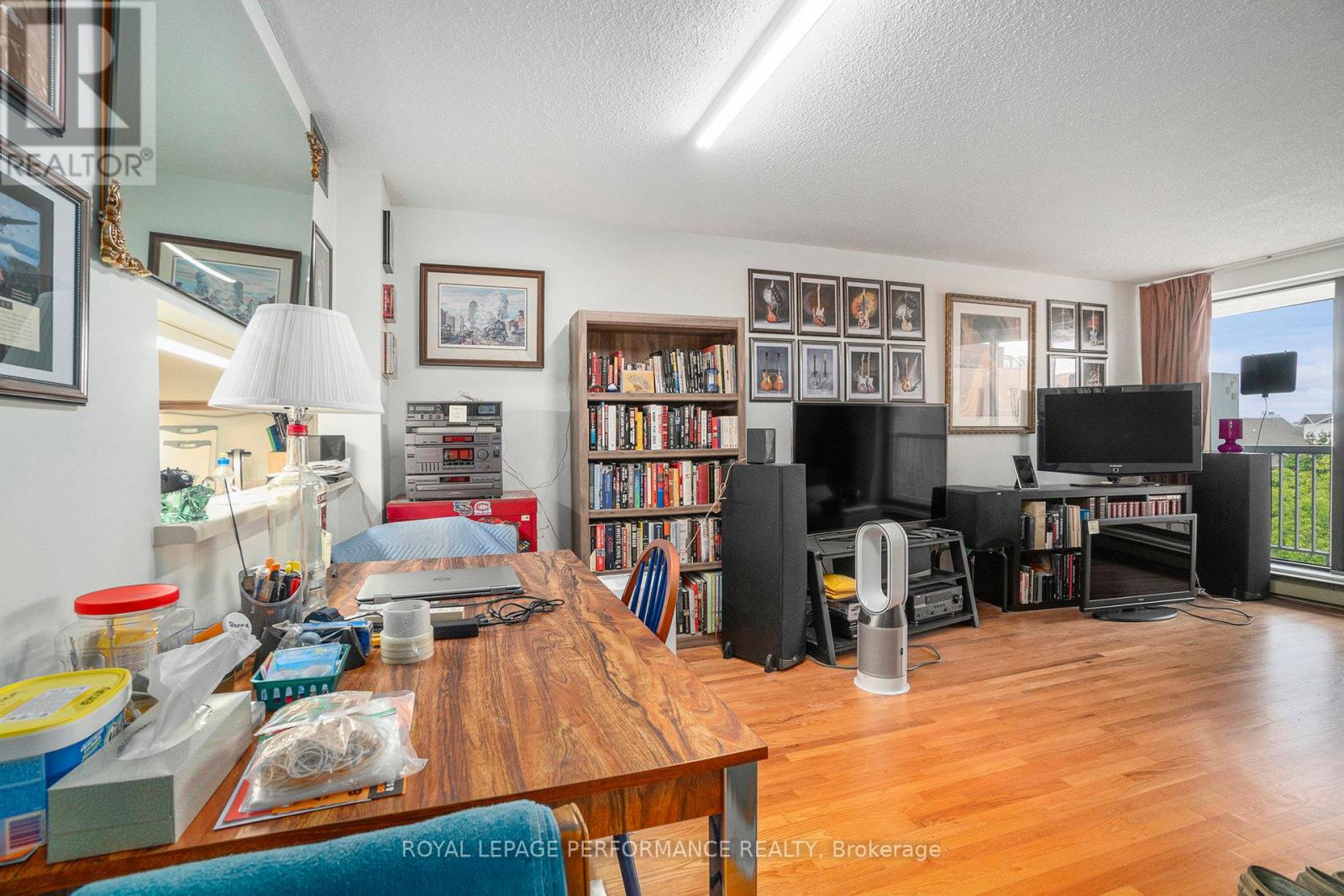 Photo 6 of 502 1180 Ohio Street, Ottawa ON