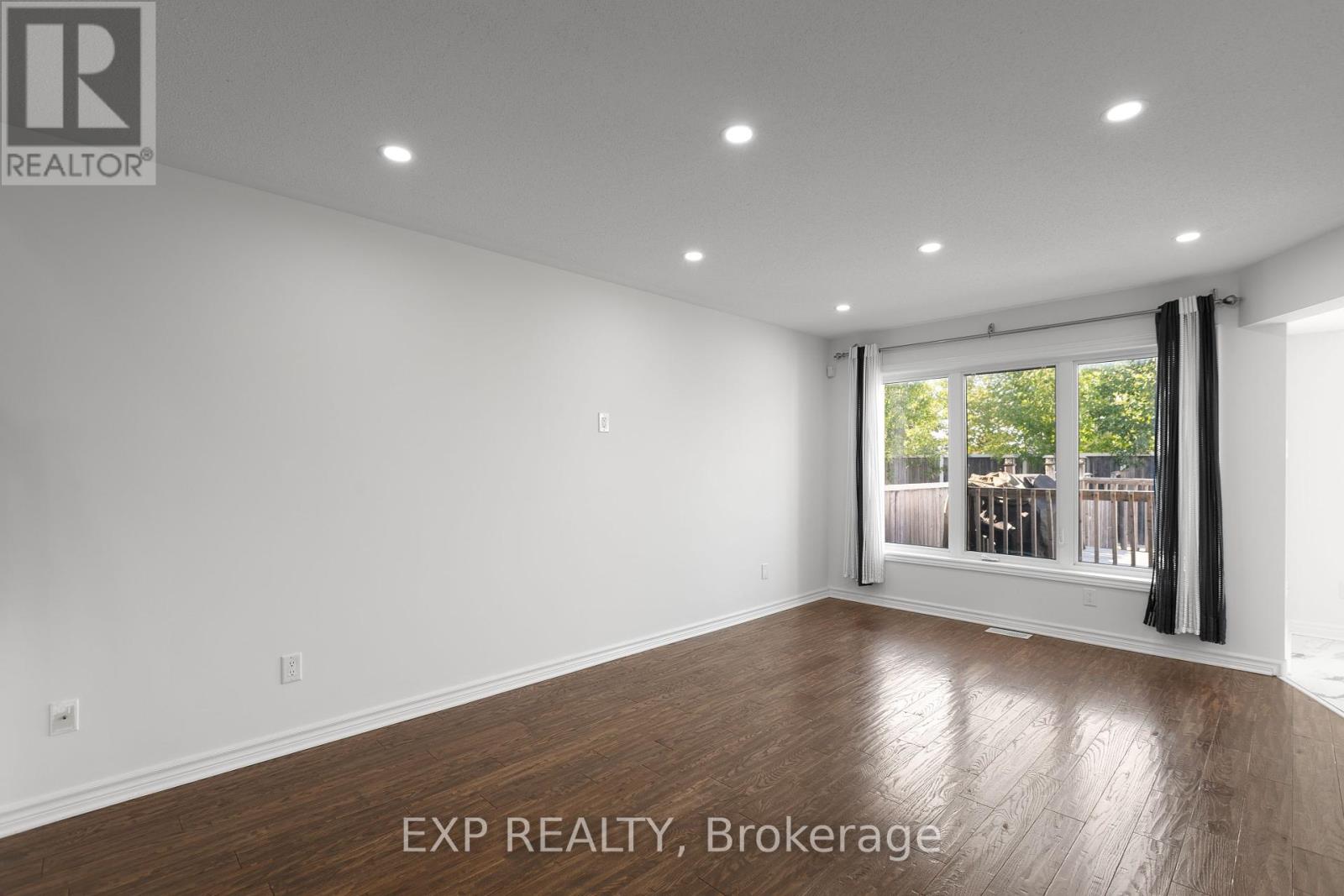 Photo 11 of 227 Monaco Place, Ottawa ON
