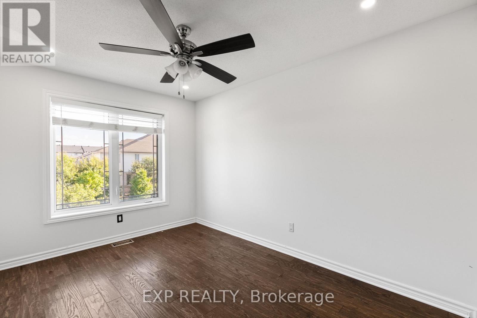 Photo 23 of 227 Monaco Place, Ottawa ON