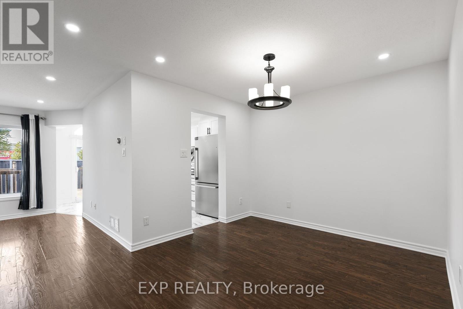 Photo 8 of 227 Monaco Place, Ottawa ON