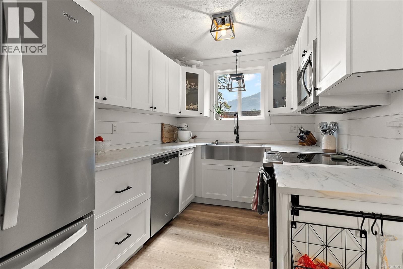 Photo 20 of 2123 Sarita Rd, Shawnigan Lake BC