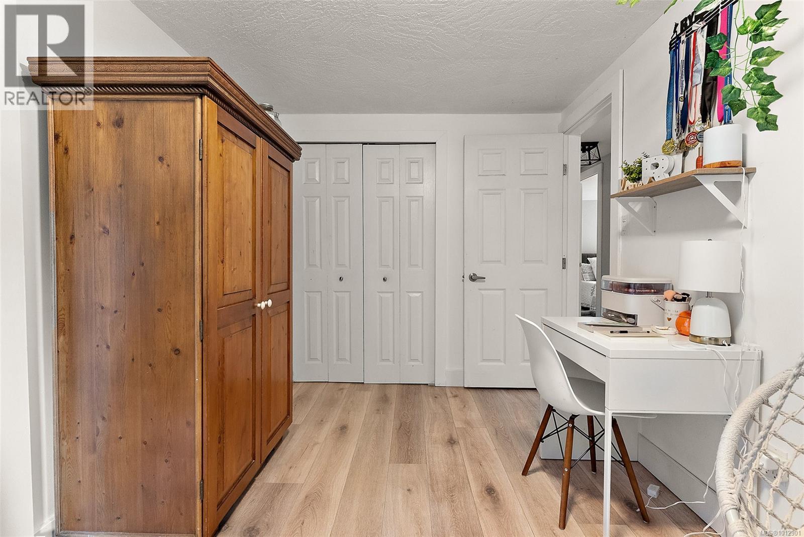 Photo 4 of 2123 Sarita Rd, Shawnigan Lake BC