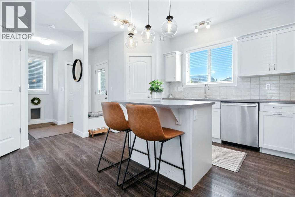 Photo 14 of 138 Bowman Circle, Sylvan Lake AB