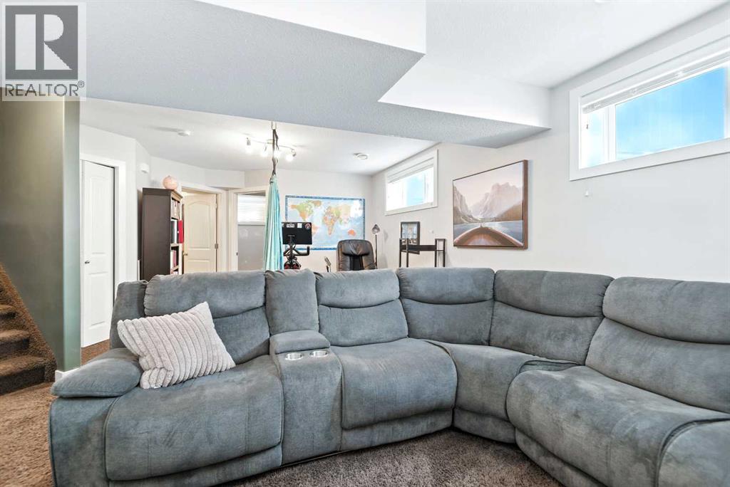 Photo 32 of 138 Bowman Circle, Sylvan Lake AB