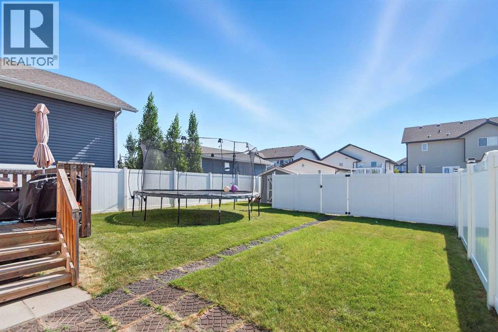 Photo 4 of 138 Bowman Circle, Sylvan Lake AB