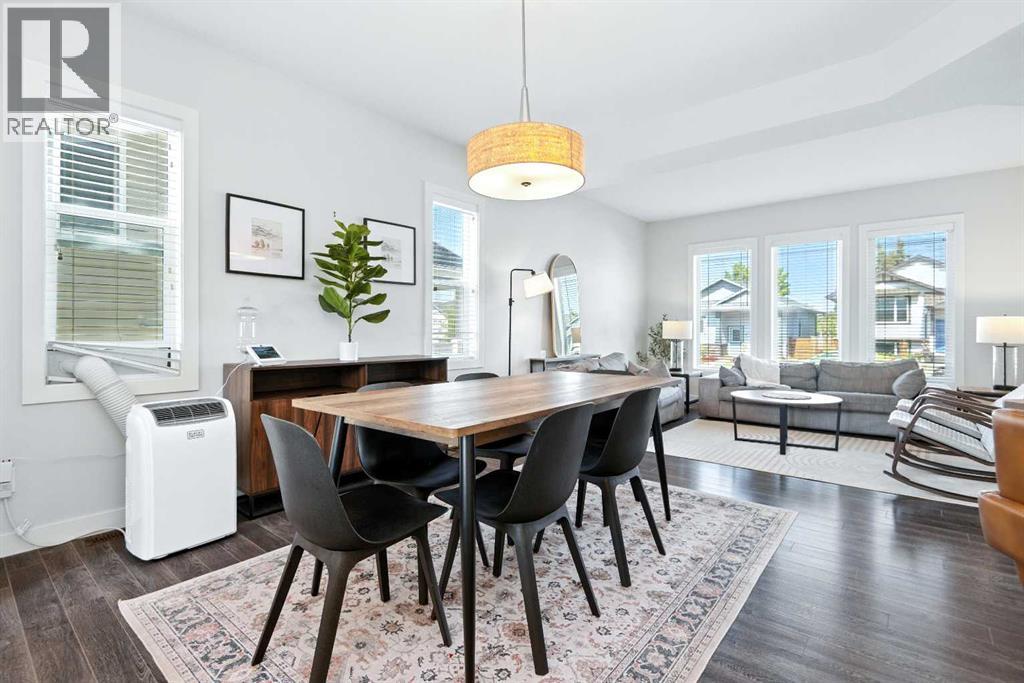 Photo 8 of 138 Bowman Circle, Sylvan Lake AB
