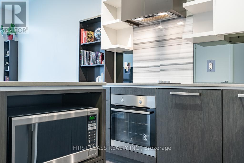 Photo 13 of 1020 1830 Bloor Street W, Toronto ON